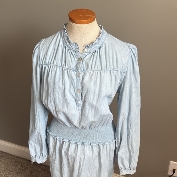 Rails - SHAWNA SMOCKED WAIST CHAMBRAY MINIDRESS IN LIGHT VINTAGE - Medium - Picture 3 of 11